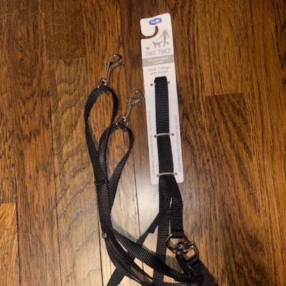 NEW- Petmate - Take Two Adjustable Leash